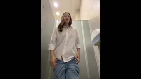 Media: adelaida1001 Bongacams 2023-12-27 14:32:00