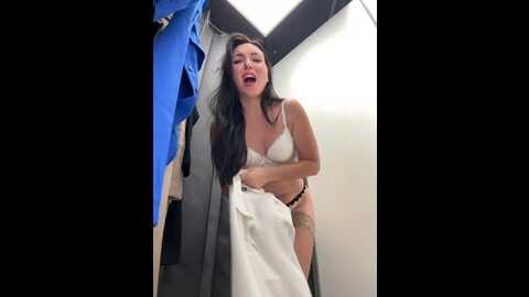 Media: divora Bongacams 2023-12-27 16:16:00