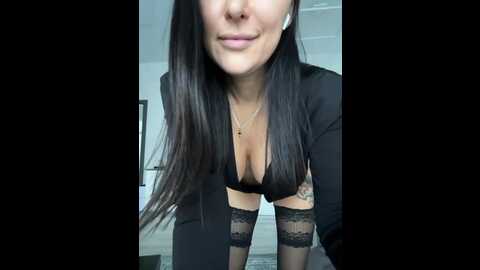 Media: linahelen Bongacams 2023-12-27 11:48:00