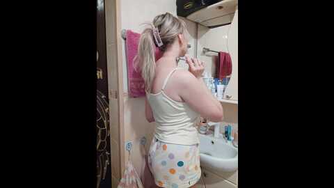 Media: terrirose Bongacams 2023-12-27 03:32:00
