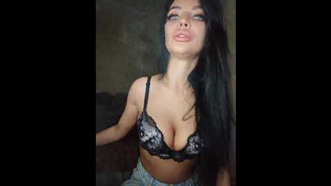 Media: alinakukla787 Bongacams 2023-12-28 21:38:00