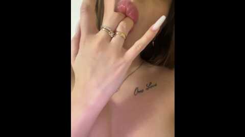 Media: auroraangel Bongacams 2023-12-28 21:12:00