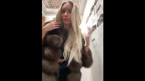 Media: goldpussy69 Bongacams 2023-12-28 18:39:00
