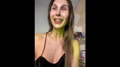 Media: hothoneybabe Bongacams 2024-01-02 12:22:00