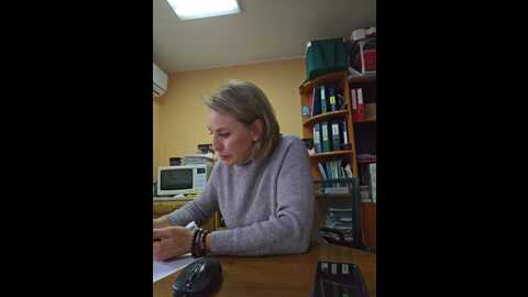 Media: editamilf Bongacams 2024-01-04 00:52:00