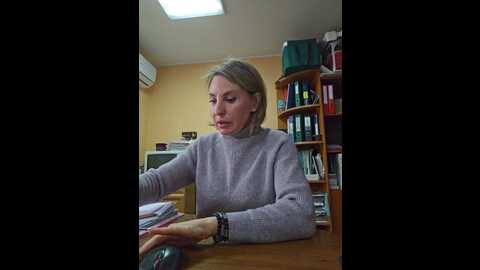 Media: editamilf Bongacams 2024-01-04 03:42:00