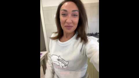 Media: stella888 Bongacams 2024-01-04 09:44:00
