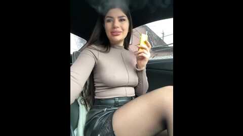 Media: _maybebaby_ Bongacams 2024-01-06 11:45:00
