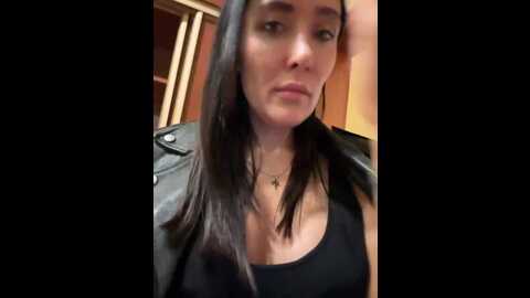 Media: linahelen Bongacams 2024-01-09 11:27:00