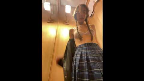 lilmoon @ bongacams on 20240113