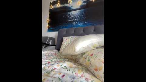 Media: _sexyhotangel_ Bongacams 2024-09-17 08:35:00