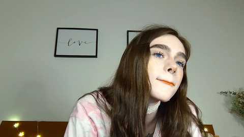 Media: brokendoll666 Bongacams 2024-09-18 17:33:00