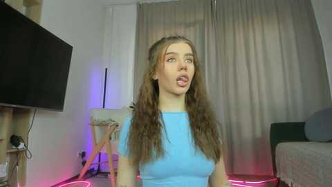 Media: dolly_ll Bongacams 2024-09-18 09:24:00