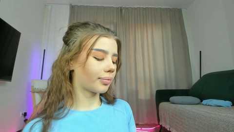 Media: dolly_ll Bongacams 2024-09-18 12:11:00