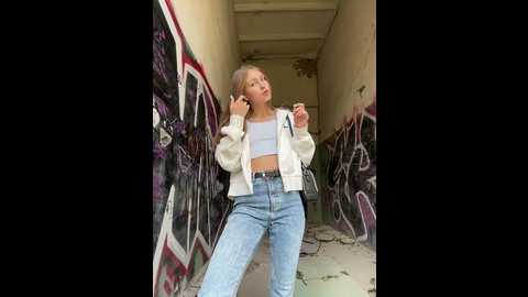 Media: adelaida1001 Bongacams 2024-09-19 07:03:00