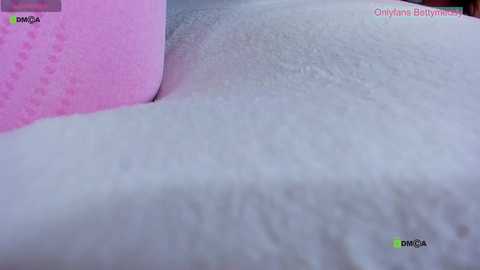 Media: gold_couple2 Bongacams 2024-09-20 18:50:00