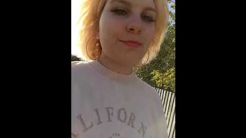 Media: marie_outdoor Bongacams 2024-09-20 13:18:00