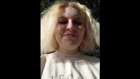 Media: marie_outdoor Bongacams 2024-09-20 13:45:00