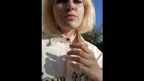Media: marie_outdoor Bongacams 2024-09-22 13:59:00
