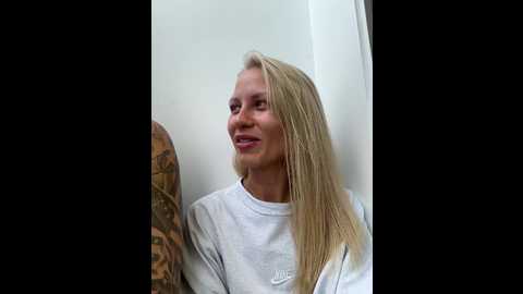 Media: twins666 Bongacams 2024-09-22 02:04:00