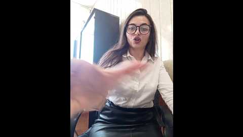Media: nikkysecrets Bongacams 2024-09-23 06:10:00