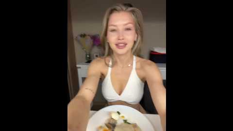 Media: sweetpeach77 Bongacams 2024-09-23 10:02:00