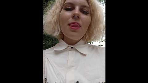 Media: marie_outdoor Bongacams 2024-09-27 13:58:00