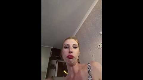 Media: annamaks12 Bongacams 2024-09-28 07:40:00