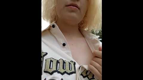 Media: marie_outdoor Bongacams 2024-09-28 13:21:00