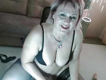 frau_martha @ bongacams on 20240929