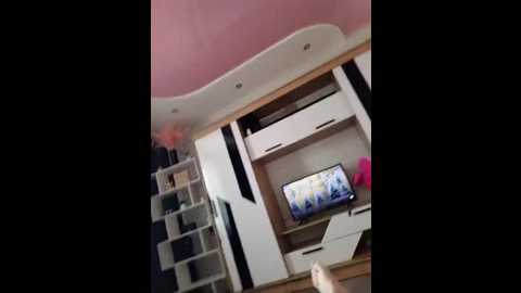 Media: niki233221 Bongacams 2024-09-29 06:28:00