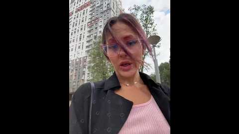 Media: shawty420 Bongacams 2024-09-29 08:50:00