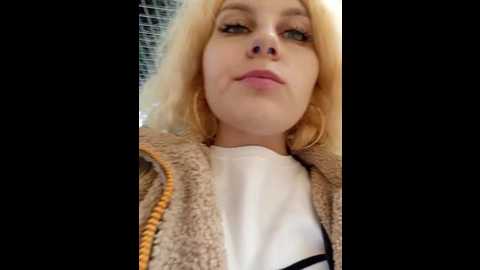 Media: marie_outdoor Bongacams 2024-10-01 13:58:00