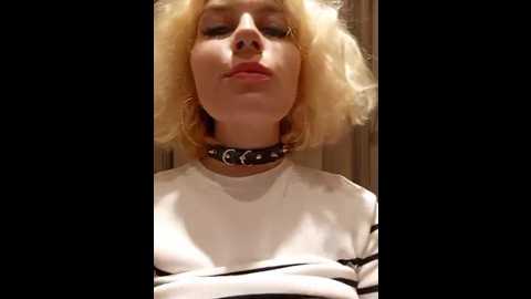 Media: marie_outdoor Bongacams 2024-10-02 12:15:00