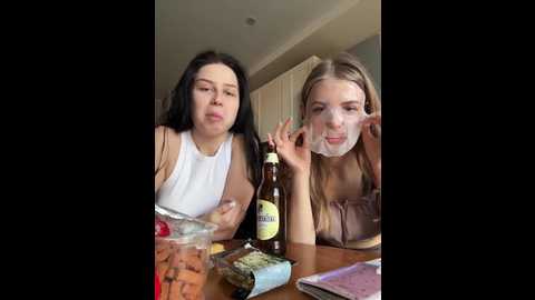 Media: vibromashulkadashulka Bongacams 2024-10-02 13:25:00