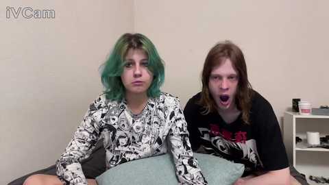Media: crystal_porn_love Bongacams 2024-10-03 04:02:00