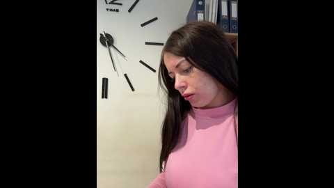 Media: 17alisa1717 Bongacams 2024-10-04 13:28:00