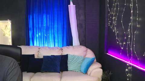 Media: alisaaleks Bongacams 2024-10-04 11:19:00