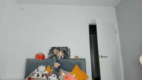 Media: dolly_ll Bongacams 2024-10-04 17:49:00