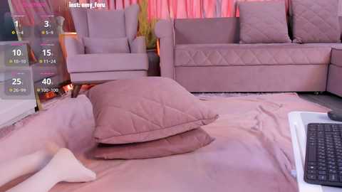 Media: emilylovees Bongacams 2024-10-04 14:17:00