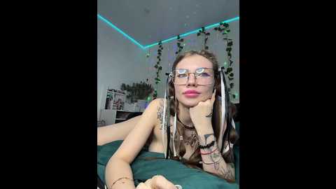 Media: emmagoodgirl Bongacams 2024-10-05 06:11:00