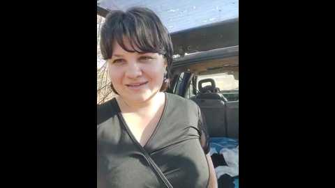 Media: alisa_mi Bongacams 2024-10-07 11:34:00