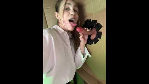 Media: adelaida1001 Bongacams 2024-10-08 19:24:00