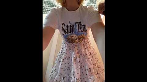 Media: marie_outdoor Bongacams 2024-10-08 16:28:00