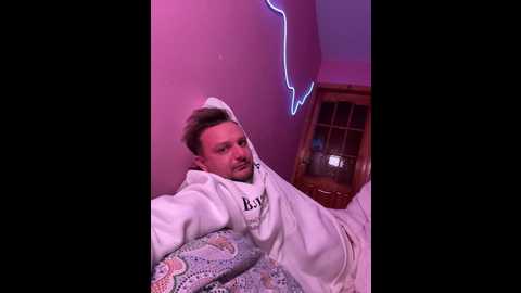 Media: lateloverrr Bongacams 2024-10-09 02:48:00