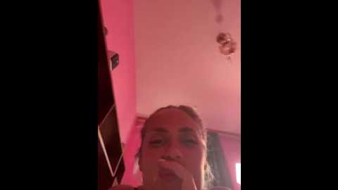 Media: lateloverrr Bongacams 2024-10-09 04:23:00