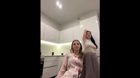 Media: vibromashulkadashulka Bongacams 2024-10-09 17:46:00