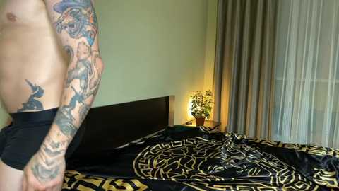 Media: big_love_of_hot_couple Bongacams 2024-10-10 08:22:00