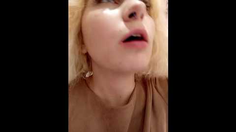 Media: marie_outdoor Bongacams 2024-10-11 14:51:00