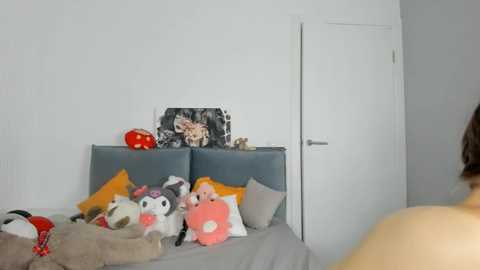 Media: dolly_ll Bongacams 2024-10-12 13:20:00